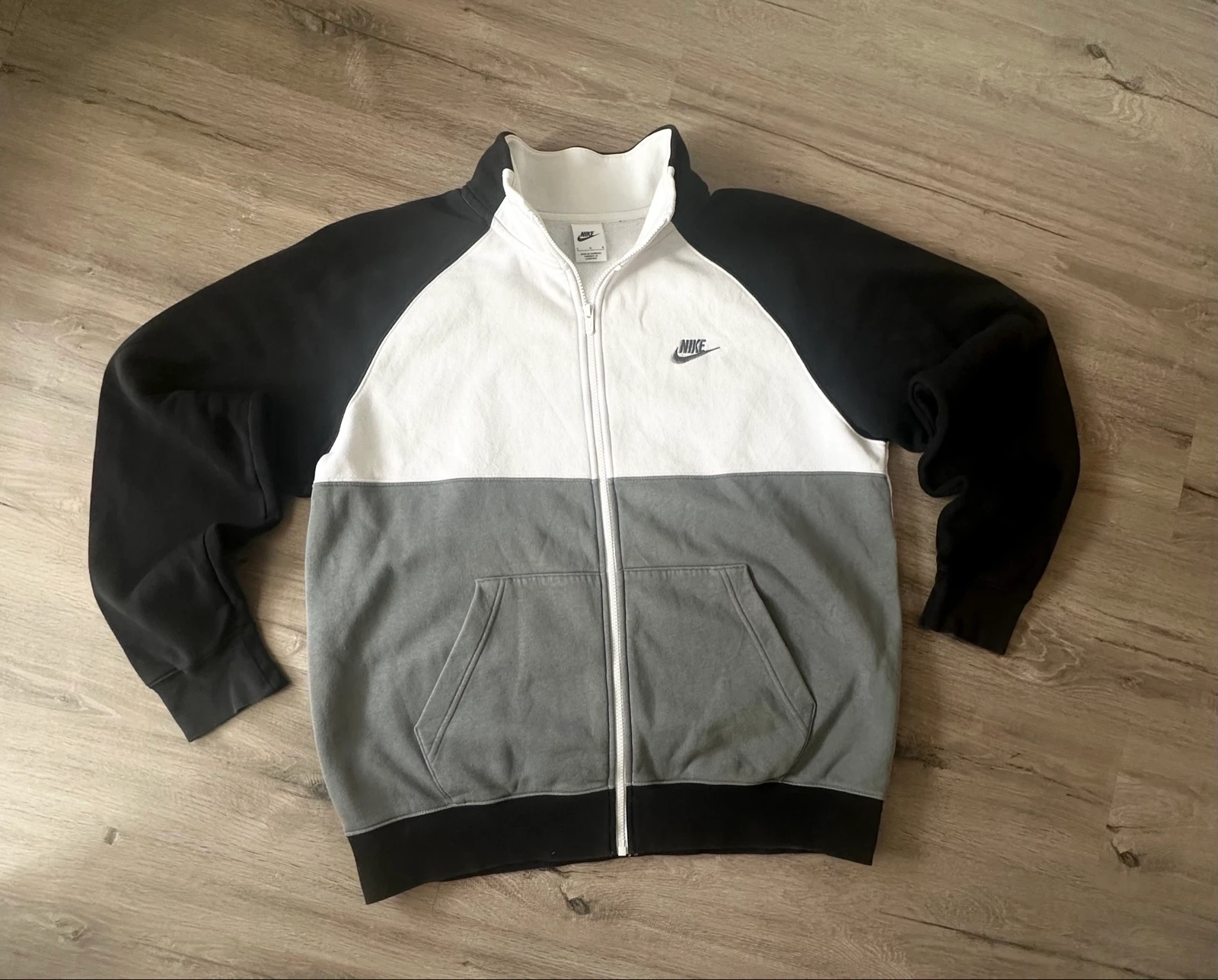 Nike Moletom com Zíper Cinza Branco Preto Tamanho G Original – photo 4